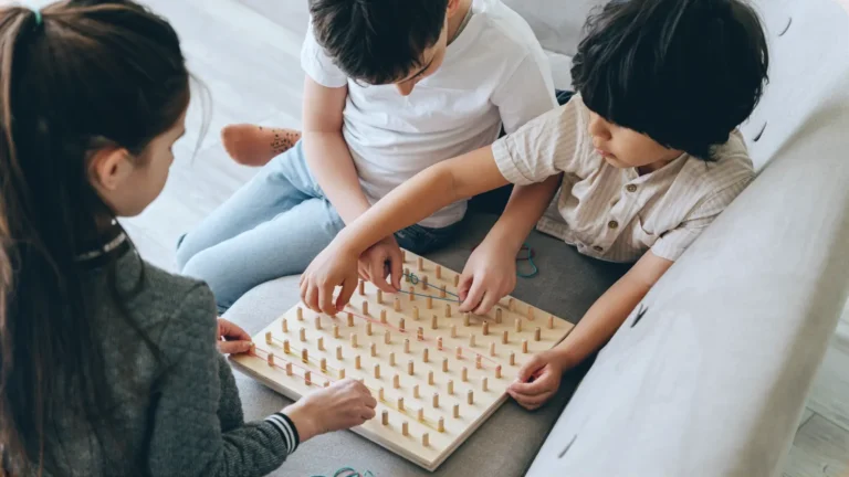 3 Yaş Çocuklar İçin En Faydalı Oyunlar: Gelişimi Destekleyen Etkinlikler